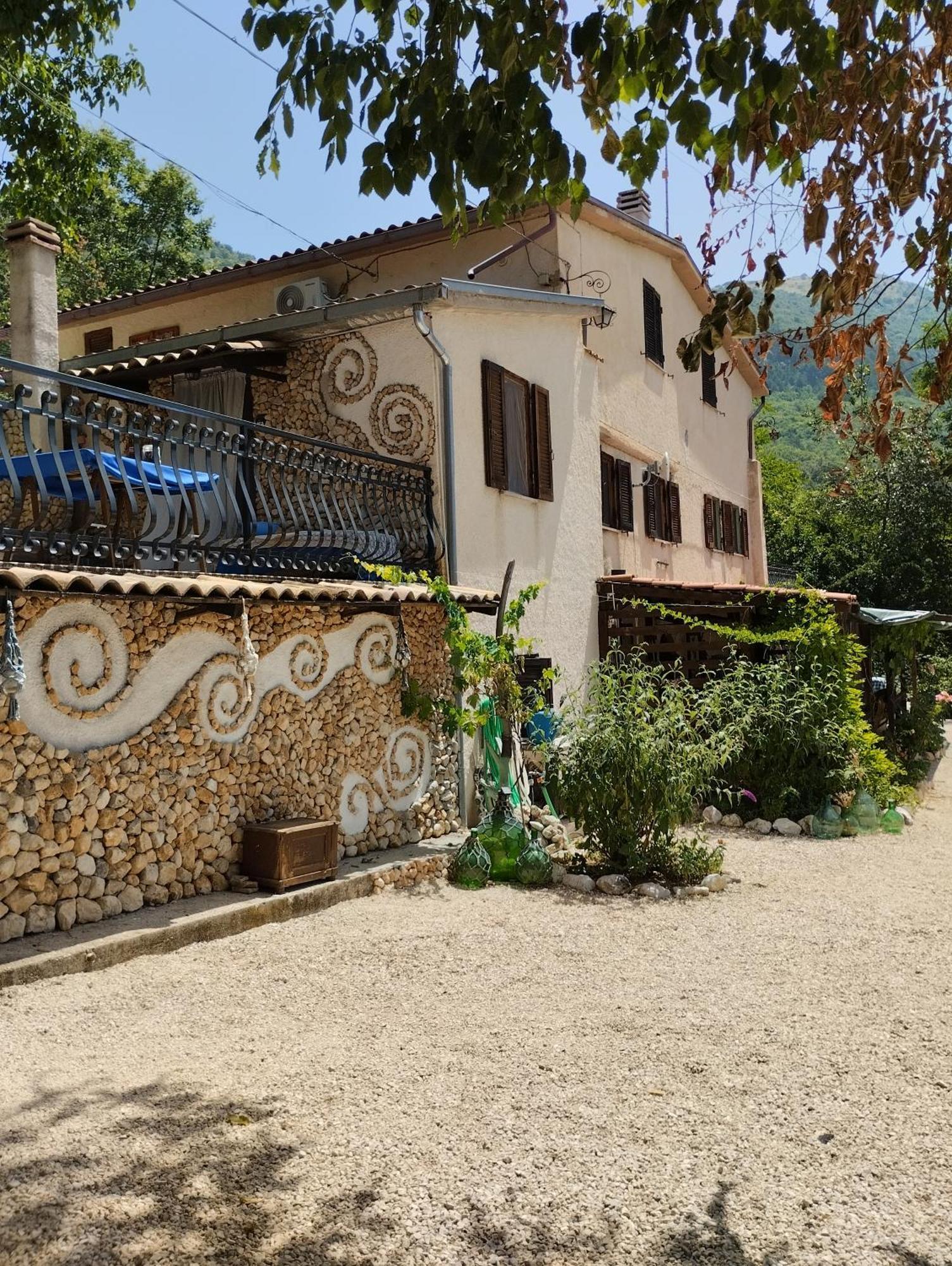 B&B Le Grette Gioia Dei Marsi Extérieur photo
